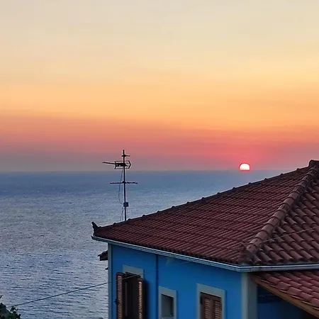 Aura Ionis Spacious House With Amazing Views 別荘