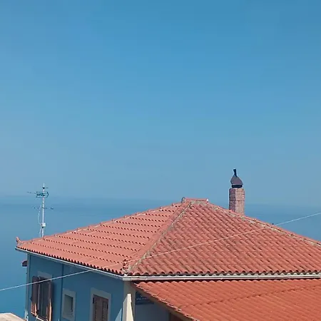 Aura Ionis Spacious House With Amazing Views Casa vacanze Divarata
