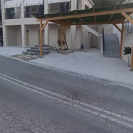 Aura Ionis Spacious House With Amazing Views * Divarata